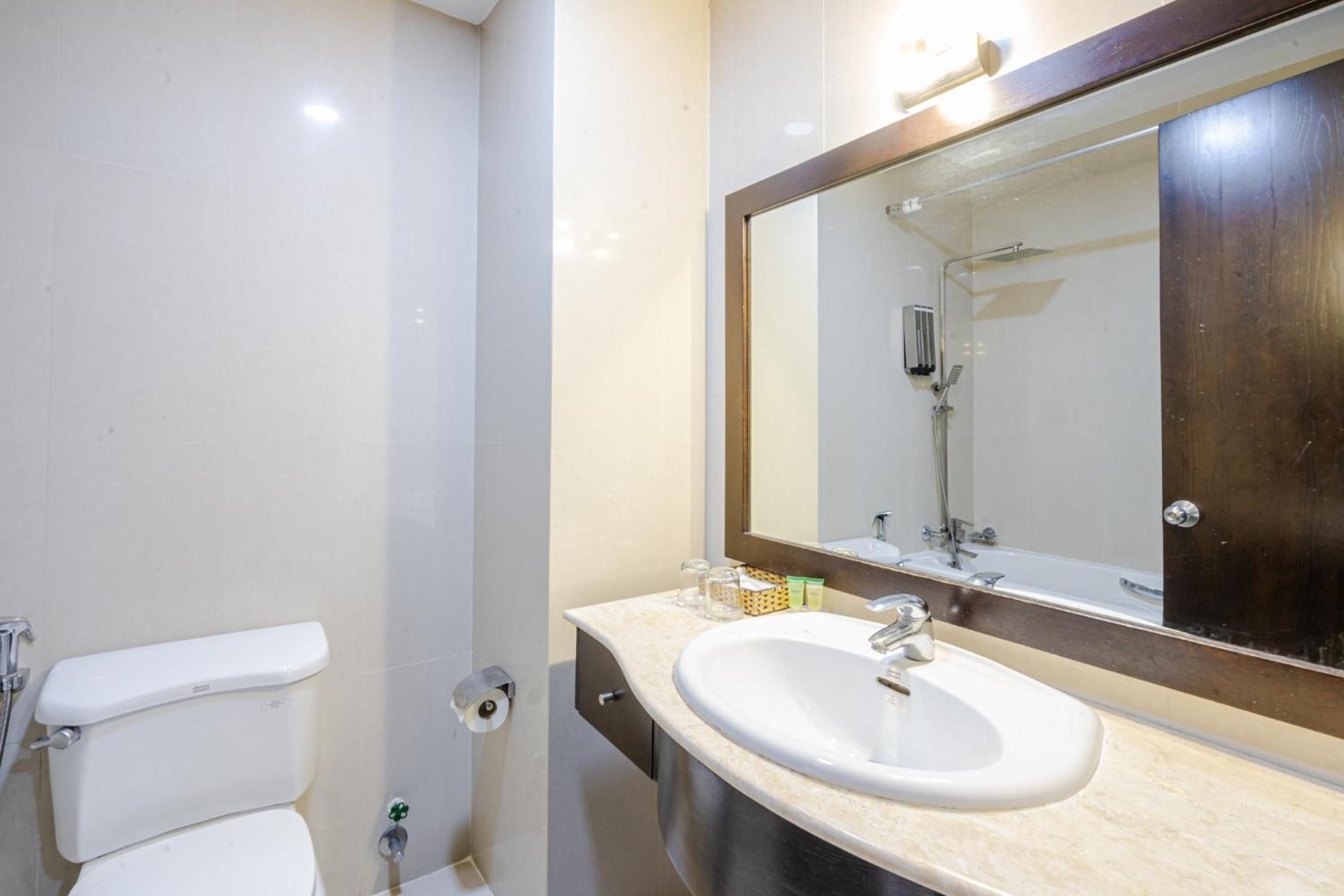 La Serena Boutique Hotel Ho Chi Minh City Exterior photo